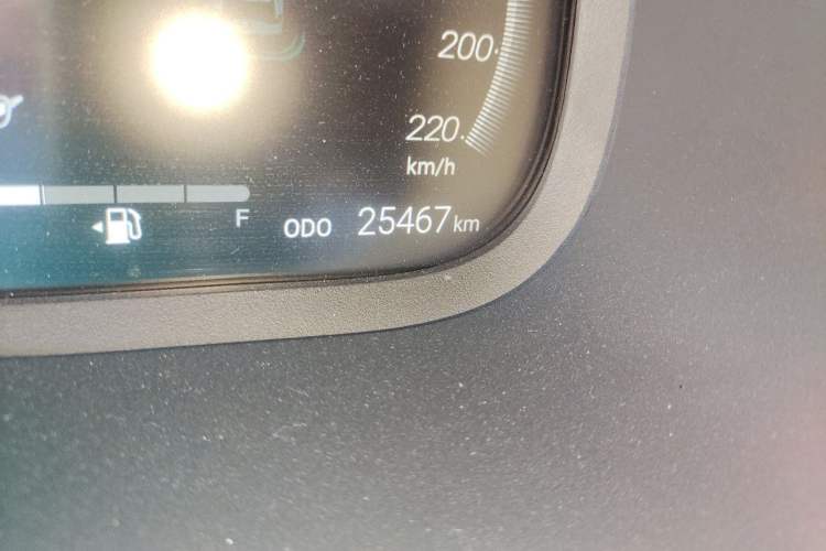 Used Toyota Wildlander 2023 2.0L CVT Two-Wheel Drive Luxury PLUS Edition Odometer Close Up