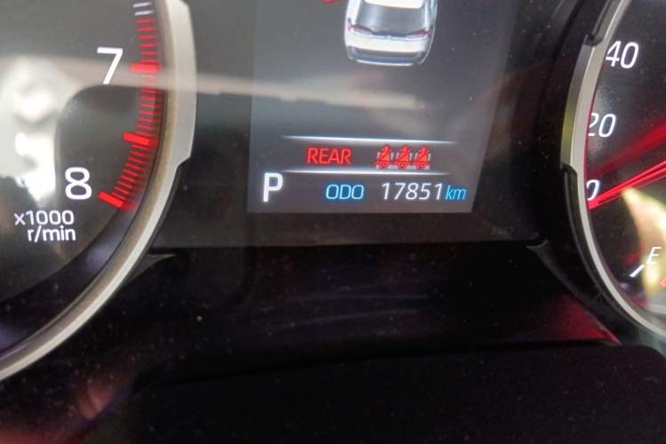 Used Toyota Wildlander 2023 2.0L CVT Two-Wheel Drive Leading Edition Odometer Close Up