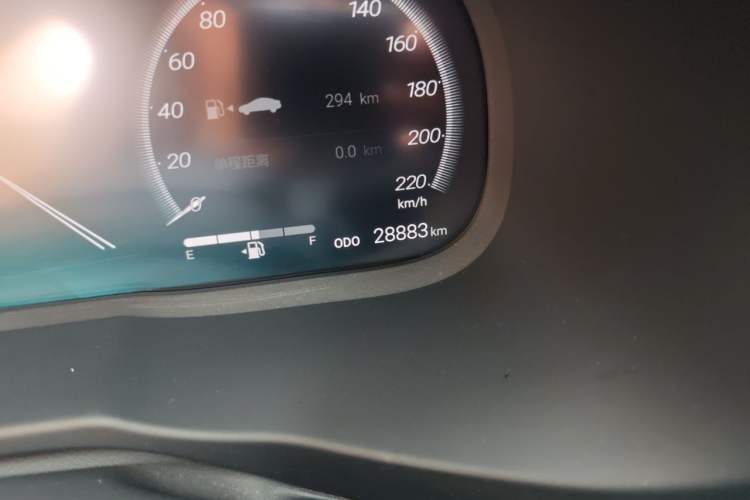 Used Toyota Wildlander 2023 2.0L CVT Two-Wheel Drive Luxury PLUS Edition Odometer Close Up