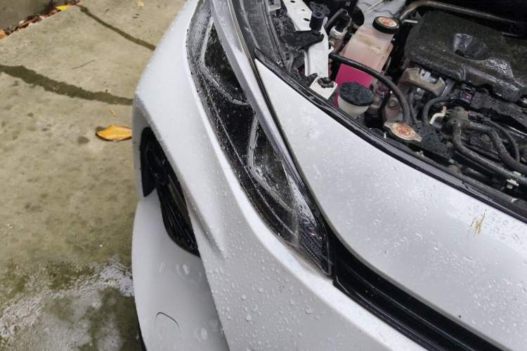 Used Toyota Wildlander 2023 Dual-Motor 2.5L E-CVT Two-Wheel Drive Luxury PLUS Edition Right Front Headlight