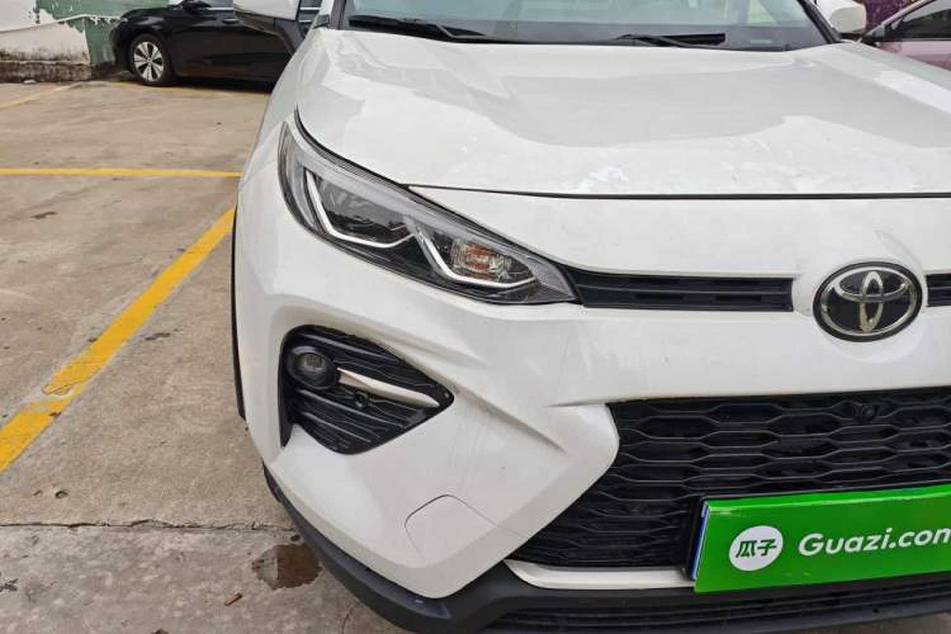 Used Toyota Wildlander 2023 2.0L CVT Two-Wheel Drive Luxury PLUS Edition Right Front Headlight