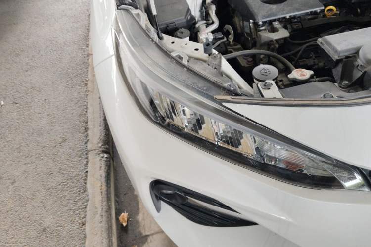 Used Toyota Wildlander 2023 2.0L CVT Two-Wheel Drive Leading Edition Right Front Headlight