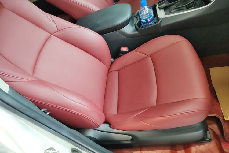 Used Toyota Wildlander 2023 2.0L CVT Two-Wheel Drive Leading Edition Right Front Seat