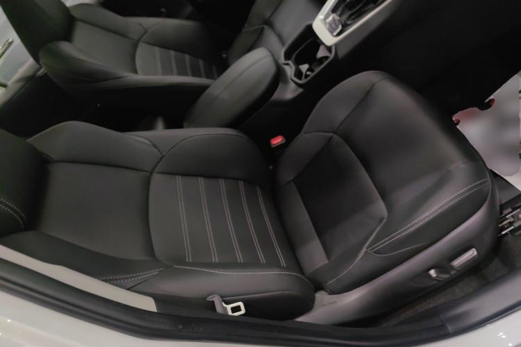 Used Toyota Wildlander 2023 2.0L CVT Four-Wheel Drive Luxury PLUS Edition Right Front Seat