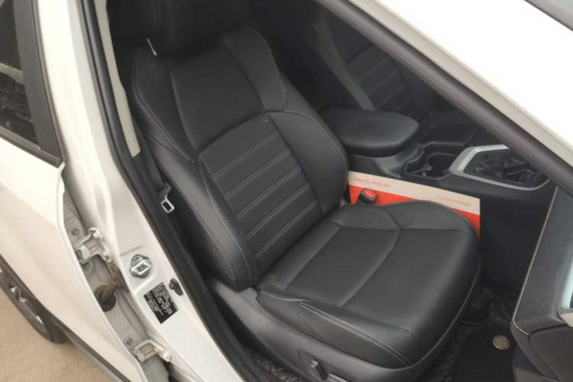 Used Toyota Wildlander 2023 2.0L CVT Four-Wheel Drive Luxury PLUS Edition Right Front Seat