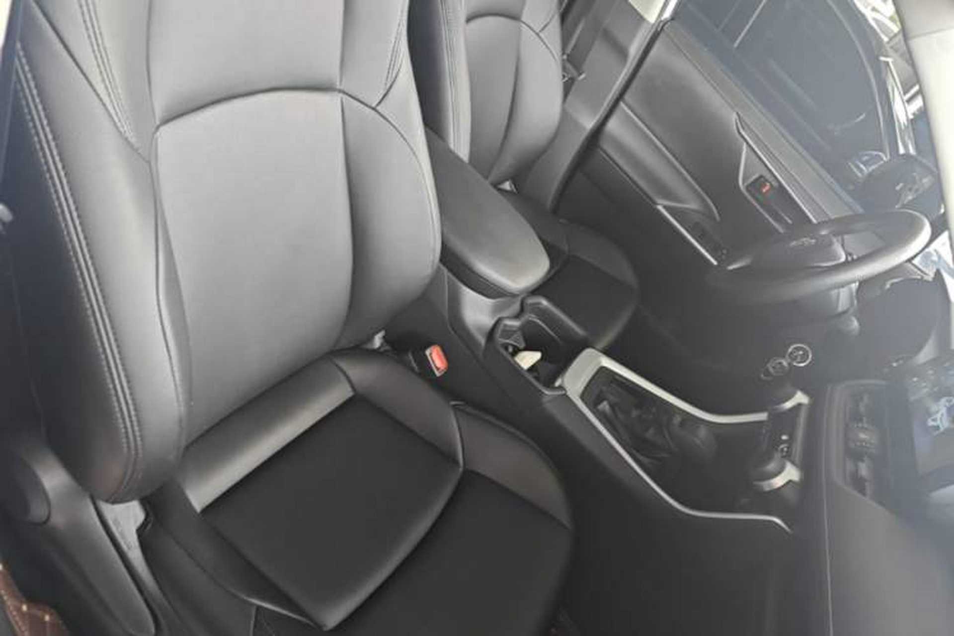 Used Toyota Wildlander 2023 2.0L CVT Two-Wheel Drive Leading Edition Right Front Seat