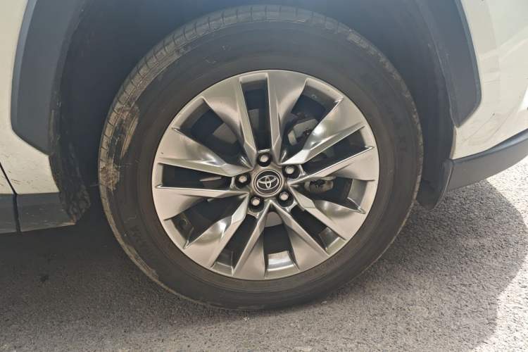Used Toyota Wildlander 2023 2.0L CVT Two-Wheel Drive Leading Edition Right Front Wheel Hub
