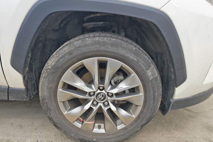 Used Toyota Wildlander 2023 2.0L CVT Two-Wheel Drive Leading Edition Right Front Wheel Hub