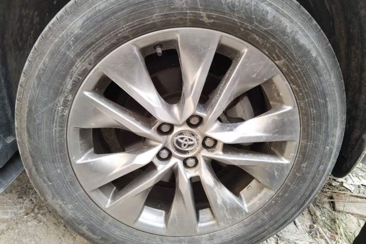 Used Toyota Wildlander 2023 2.0L CVT Two-Wheel Drive Leading Edition Right Front Wheel Hub