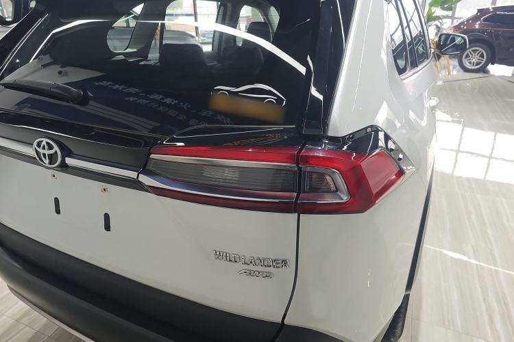 Used Toyota Wildlander 2023 2.0L CVT Four-Wheel Drive Luxury PLUS Edition Right Rear Taillight