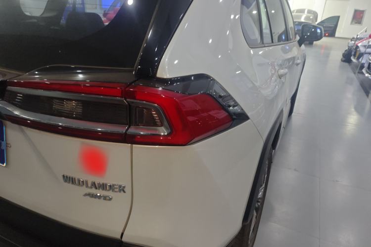 Used Toyota Wildlander 2023 2.0L CVT Four-Wheel Drive Luxury PLUS Edition Right Rear Taillight