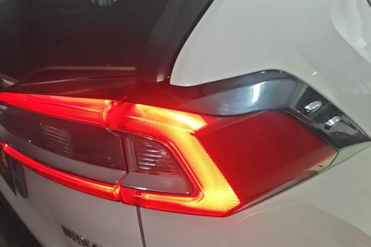 Used Toyota Wildlander 2023 2.0L CVT Two-Wheel Drive Leading Edition Right Rear Taillight