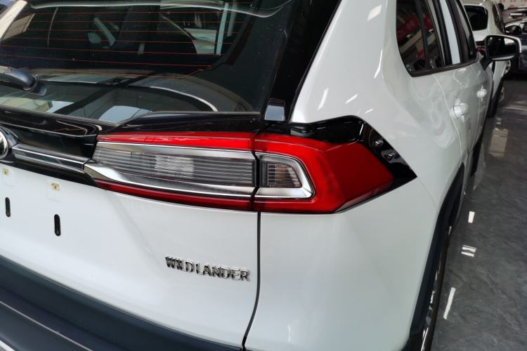 Used Toyota Wildlander 2023 2.0L CVT Two-Wheel Drive Urban Edition Right Rear Taillight