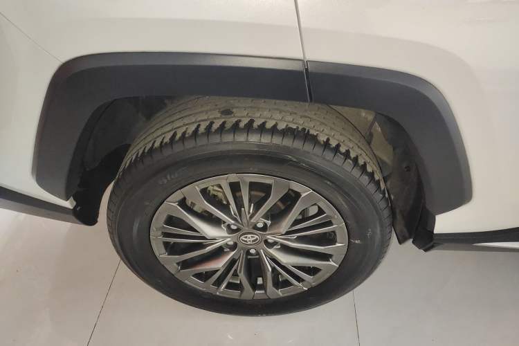 Used Toyota Wildlander 2023 2.0L CVT Four-Wheel Drive Luxury PLUS Edition Right Rear Wheel Hub