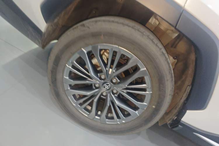 Used Toyota Wildlander 2023 2.0L CVT Four-Wheel Drive Luxury PLUS Edition Right Rear Wheel Hub