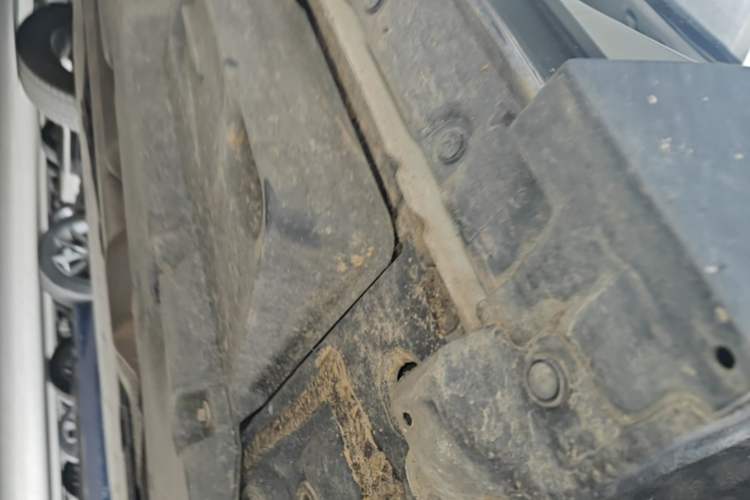 Used Toyota Wildlander 2023 2.0L CVT Two-Wheel Drive Leading Edition Right Side Sill