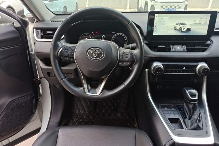 Used Toyota Wildlander 2023 2.0L CVT Four-Wheel Drive Luxury PLUS Edition Steering Wheel