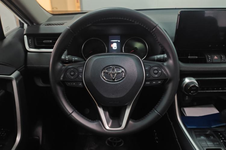 Used Toyota Wildlander 2023 2.0L CVT Two-Wheel Drive Urban Edition Steering Wheel