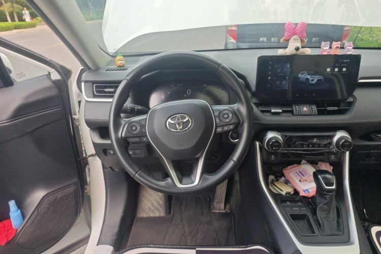 Used Toyota Wildlander 2023 2.0L CVT Two-Wheel Drive Luxury PLUS Edition Steering Wheel
