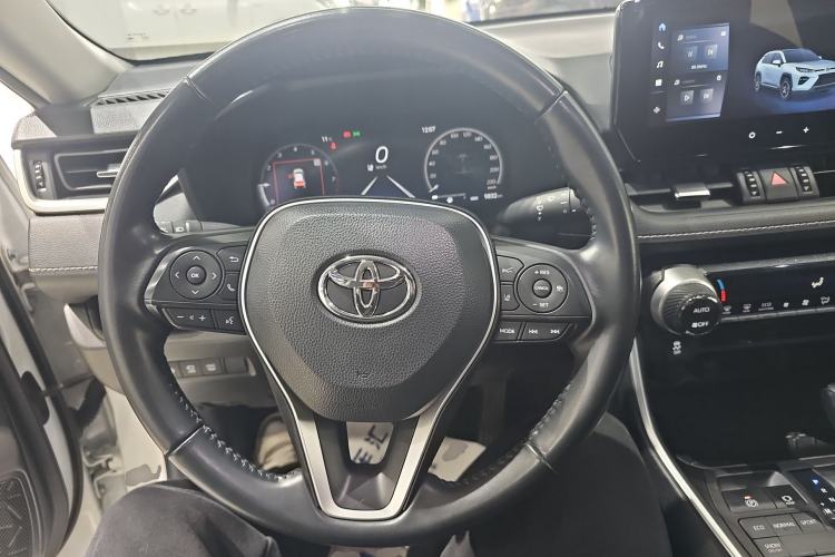 Used Toyota Wildlander 2023 2.0L CVT Four-Wheel Drive Luxury PLUS Edition Steering Wheel