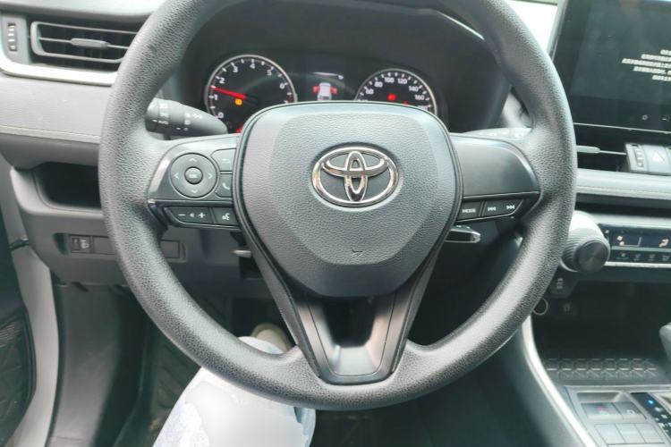Used Toyota Wildlander 2023 2.0L CVT Two-Wheel Drive Leading Edition Steering Wheel