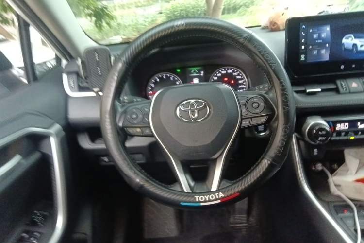 Used Toyota Wildlander 2023 2.0L CVT Two-Wheel Drive Urban Edition Steering Wheel