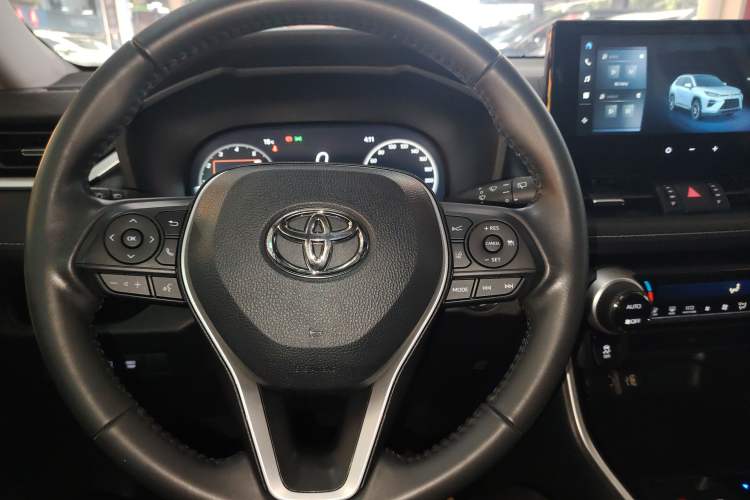 Used Toyota Wildlander 2023 2.0L CVT Four-Wheel Drive Luxury PLUS Edition Steering Wheel