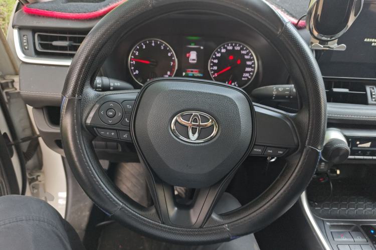Used Toyota Wildlander 2023 2.0L CVT Two-Wheel Drive Leading Edition Steering Wheel