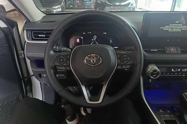 Used Toyota Wildlander 2023 2.0L CVT Two-Wheel Drive Luxury PLUS Edition Steering Wheel