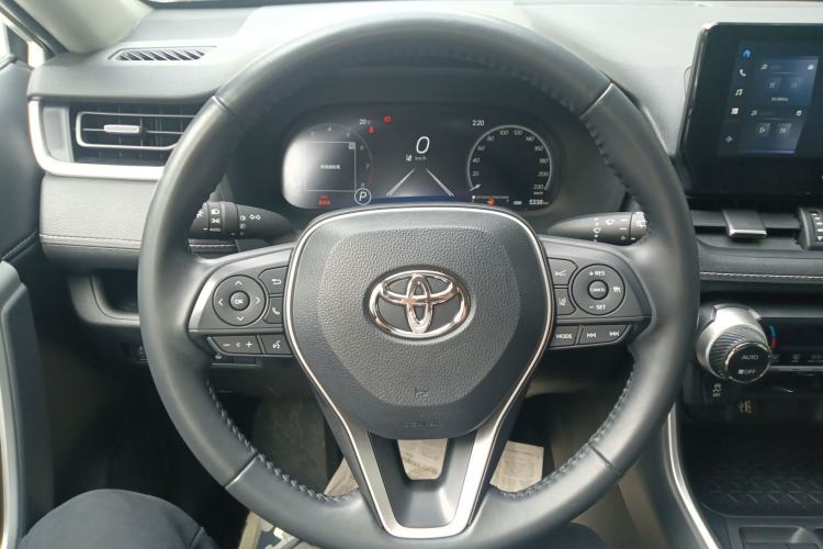 Used Toyota Wildlander 2023 2.0L CVT Four-Wheel Drive Luxury PLUS Edition Steering Wheel