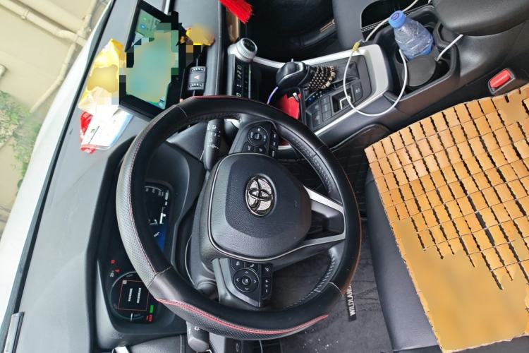 Used Toyota Wildlander 2023 Dual-Motor 2.5L E-CVT Two-Wheel Drive Luxury PLUS Edition Steering Wheel