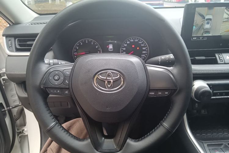 Used Toyota Wildlander 2023 2.0L CVT Two-Wheel Drive Leading Edition Steering Wheel