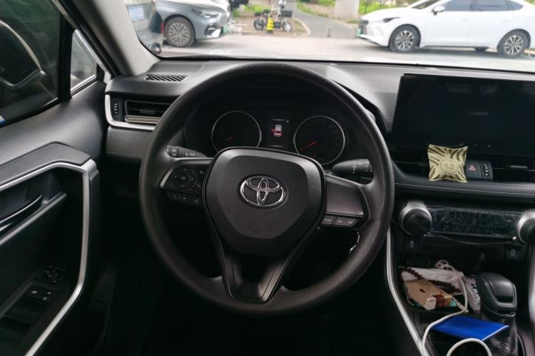 Used Toyota Wildlander 2023 2.0L CVT Two-Wheel Drive Leading Edition Steering Wheel