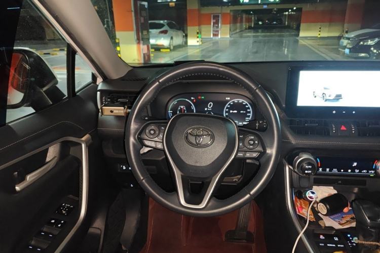 Used Toyota Wildlander 2023 Dual-Motor 2.5L E-CVT Two-Wheel Drive Luxury PLUS Edition Steering Wheel