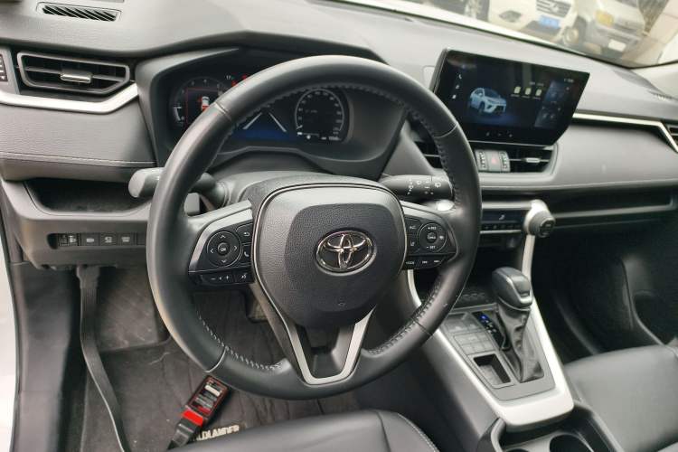 Used Toyota Wildlander 2023 2.0L CVT Four-Wheel Drive Luxury PLUS Edition Steering Wheel