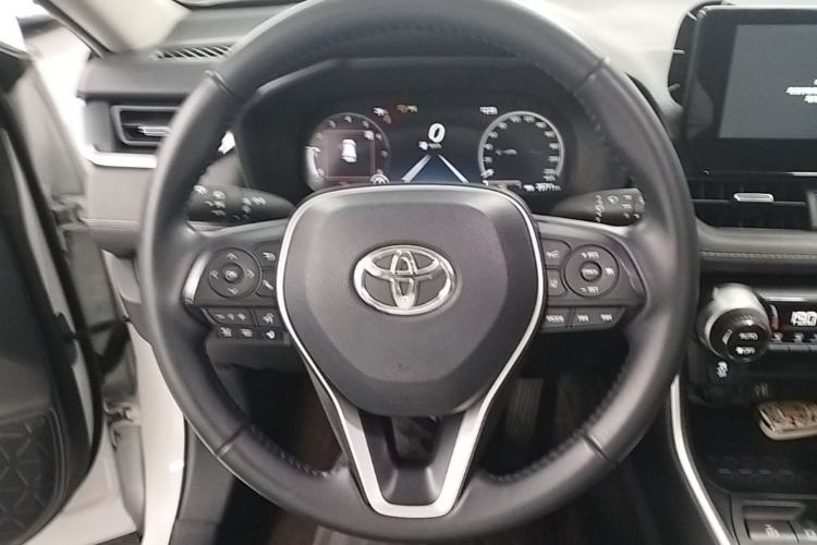 Used Toyota Wildlander 2023 2.0L CVT Two-Wheel Drive Luxury PLUS Edition Steering Wheel