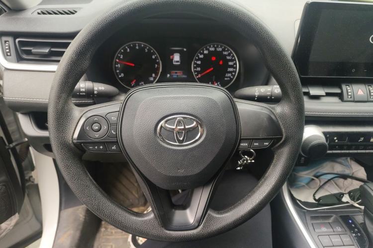 Used Toyota Wildlander 2023 2.0L CVT Two-Wheel Drive Leading Edition Steering Wheel