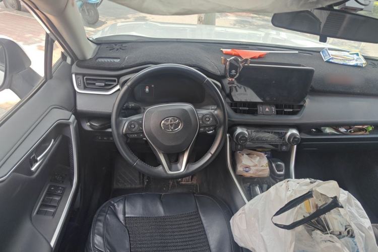 Used Toyota Wildlander 2023 2.0L CVT Two-Wheel Drive Luxury PLUS Edition Steering Wheel