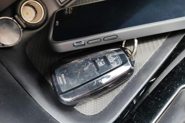 Used Toyota Wildlander 2023 2.0L CVT Two-Wheel Drive Urban Edition Vehicle Key