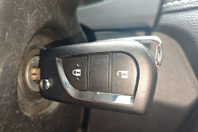 Used Toyota Wildlander 2023 2.0L CVT Two-Wheel Drive Leading Edition Vehicle Key