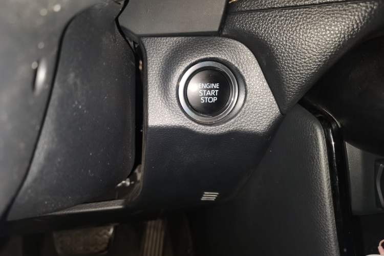 Used Toyota Wildlander 2023 2.0L CVT Two-Wheel Drive Luxury PLUS Edition Vehicle Key