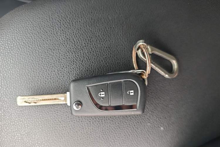 Used Toyota Wildlander 2023 2.0L CVT Two-Wheel Drive Leading Edition Vehicle Key
