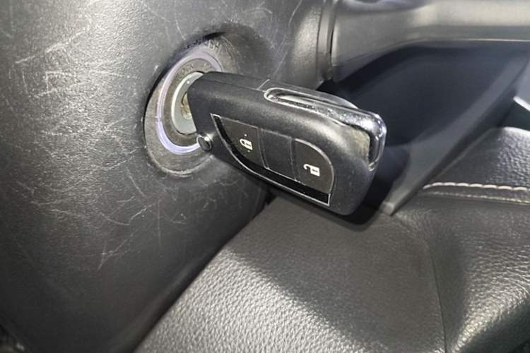 Used Toyota Wildlander 2023 2.0L CVT Two-Wheel Drive Leading Edition Vehicle Key