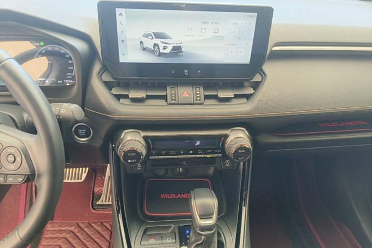 Used Toyota Wildlander 2024 2.0L CVT Two-Wheel Drive Urban Edition Audio And AC Panel