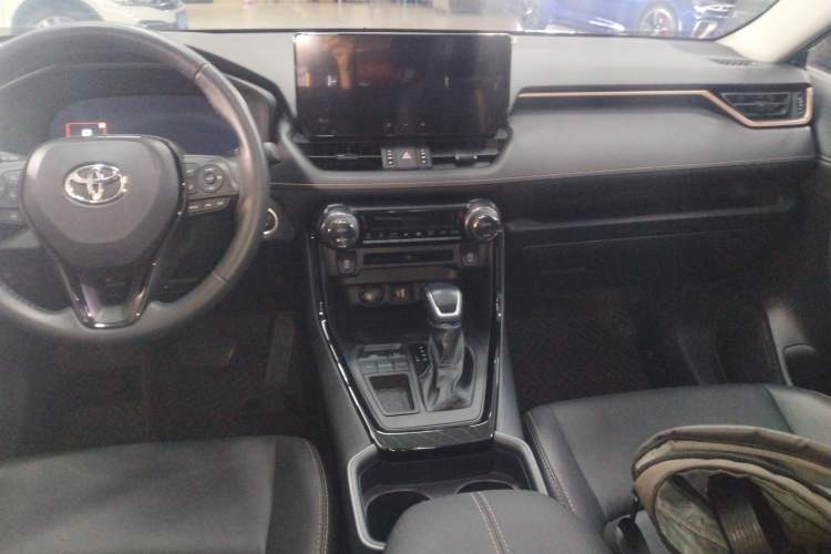 Used Toyota Wildlander 2024 2.0L CVT Two-Wheel Drive Urban Edition Audio And AC Panel