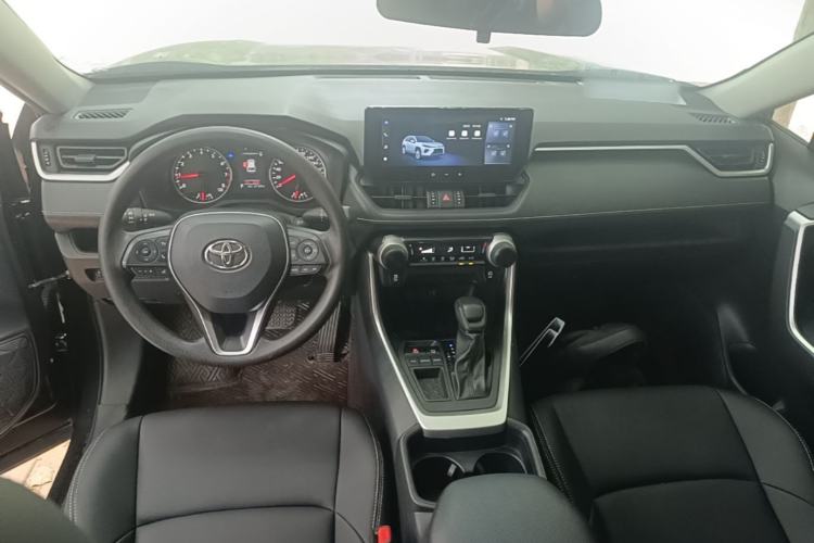 Used Toyota Wildlander 2024 2.0L CVT Two-Wheel Drive Leading Edition Center Console