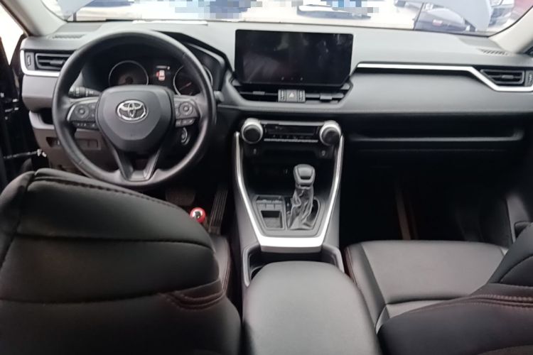 Used Toyota Wildlander 2024 2.0L CVT Two-Wheel Drive Leading Edition Center Console