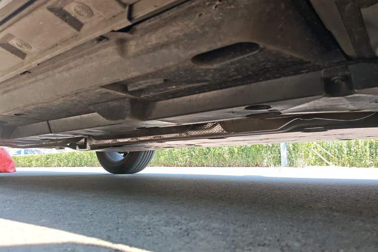 Used Toyota Wildlander 2024 2.0L CVT Two-Wheel Drive Leading Edition Chassis Front Right