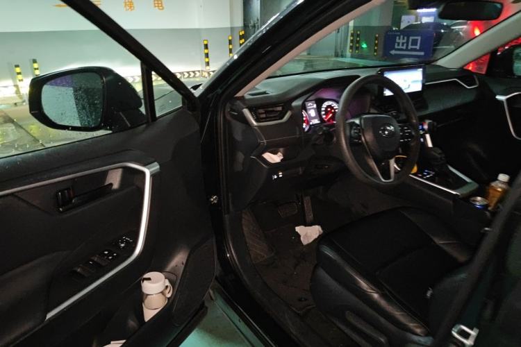 Used Toyota Wildlander 2024 2.0L CVT Two-Wheel Drive Leading Edition Driver Seat