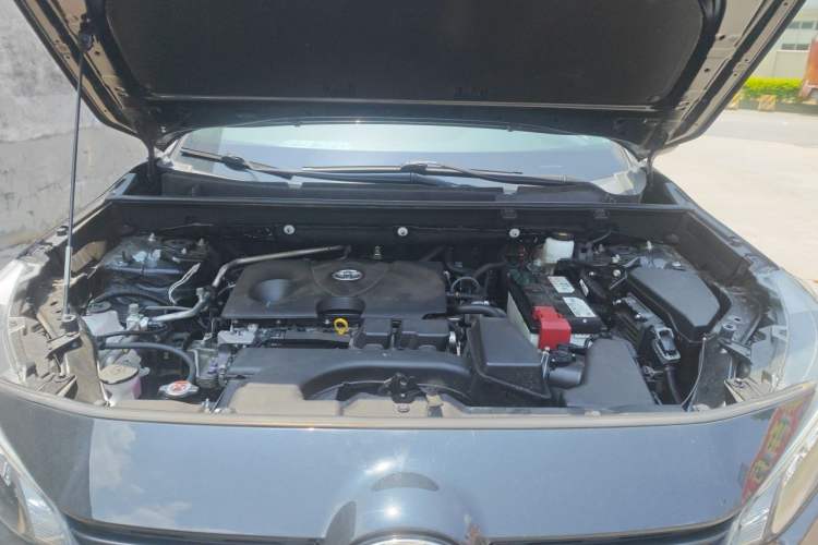 Used Toyota Wildlander 2024 2.0L CVT Two-Wheel Drive Leading Edition Engine Bay